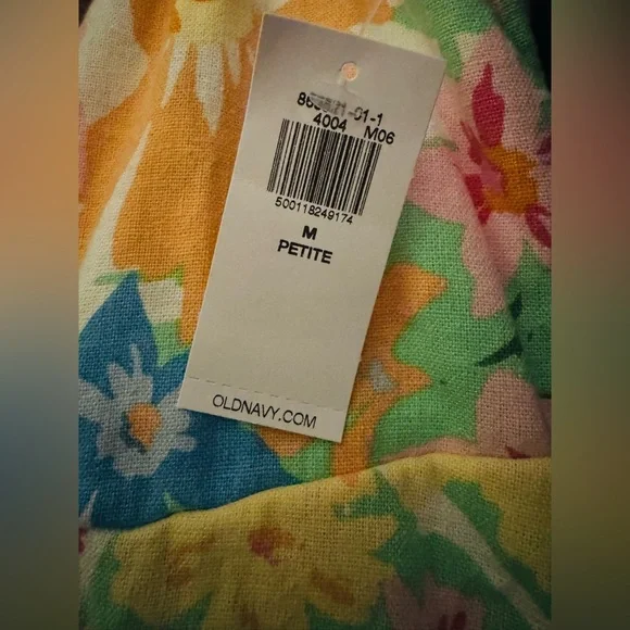 ❌SOLD❌Old Navy Women’s Floral Dress with Adjustable Straps. For petite women. - Picture 5 of 8